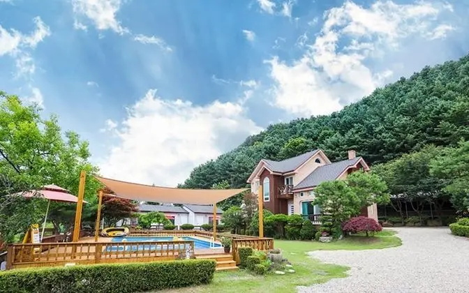 Yangpyeong Moegaram Pension