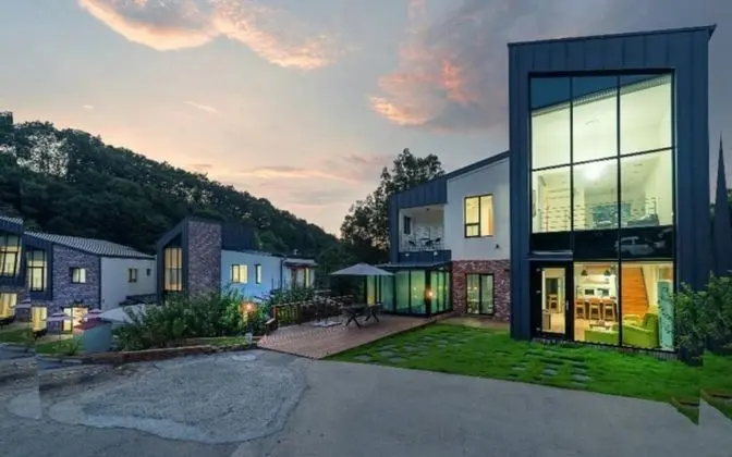 Yangpyeong Pension ABC Pool Villa