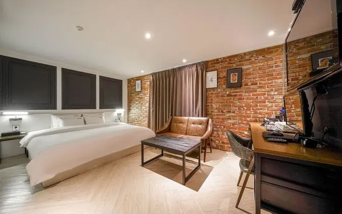 Yangsan Deokgye Yuna Hotel