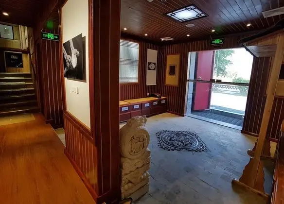 Yangshuo Li River Gallery Lodge - Lobi