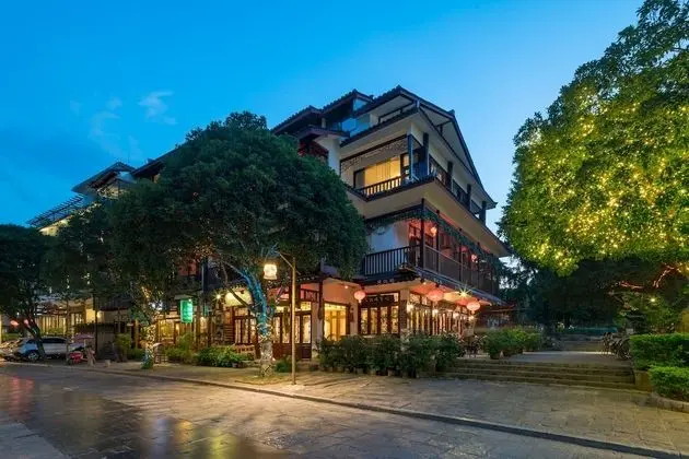 Yangshuo Riverview Hotel