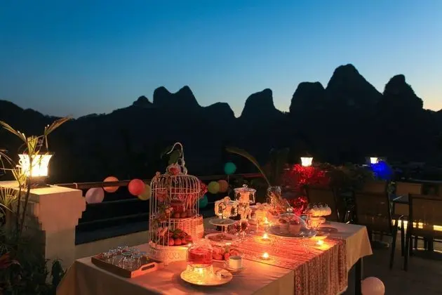 Yangshuo Xingping Island Resort