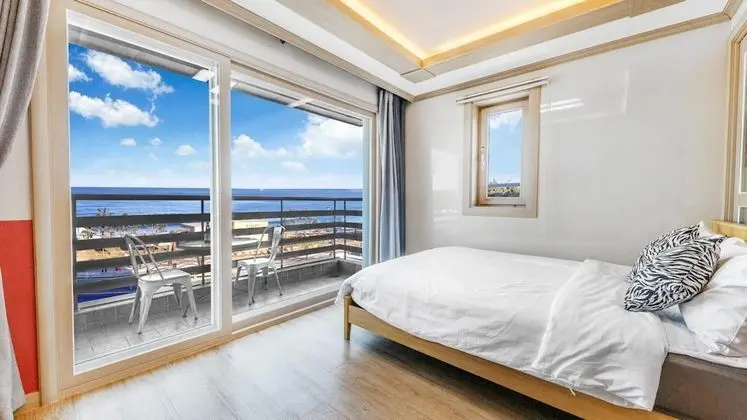 Yangyang Haettuneonchangmoon Pension - Dış Mekan