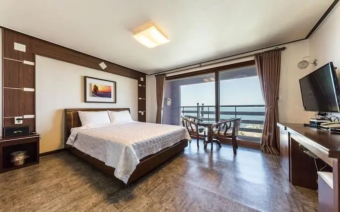 Yangyang Sunrise Hotel