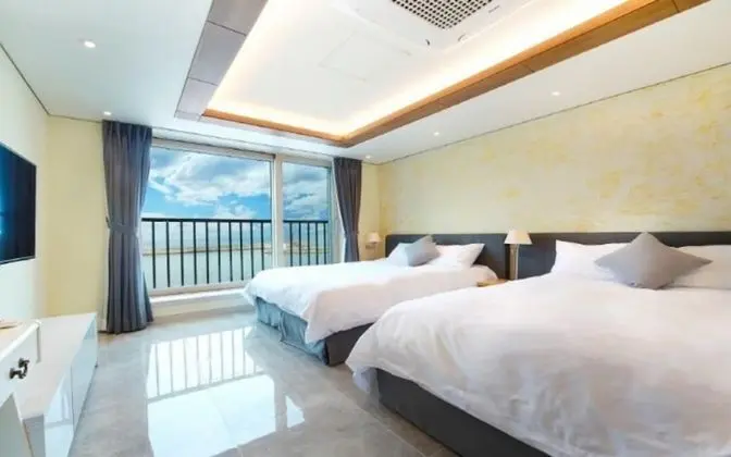 Yangyang Yangyang Pension