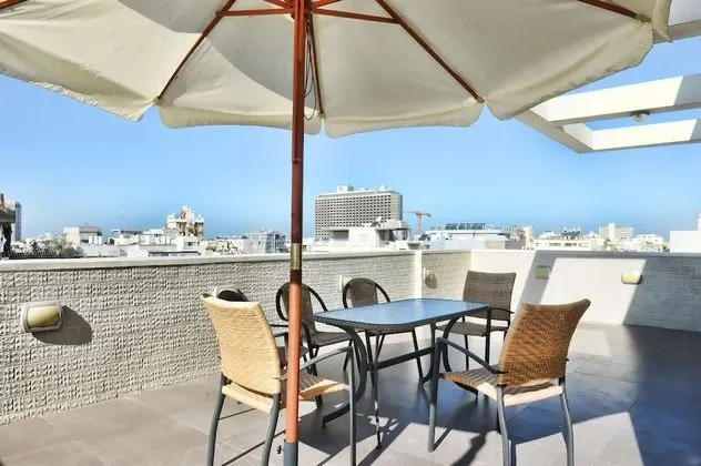 Yarden Sea Side Apartments