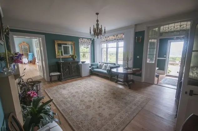 Yarner House - Lobi