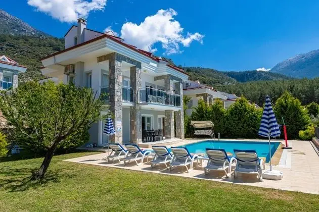 Yaşam Park Rena Villaları
