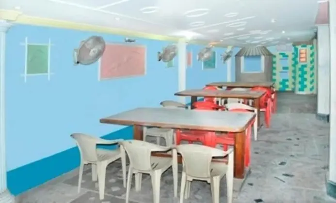 Hotel Yashoda International - Yerinde Yemek