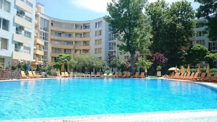 Yassen Holiday Village - Havuz