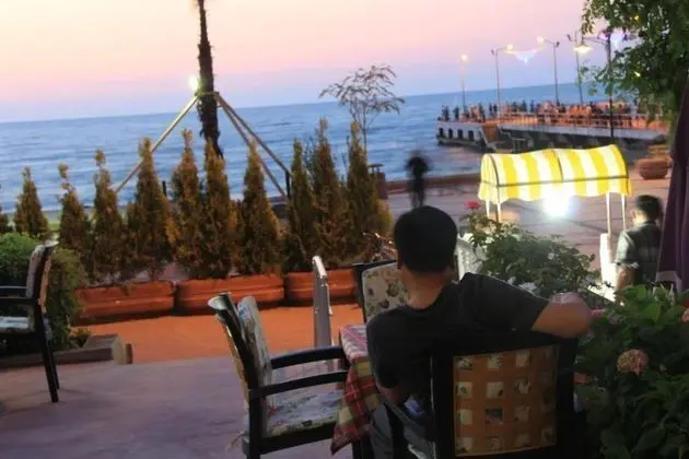 Yavuzlar Otel - Yerinde Yemek