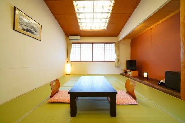 YAWARAGINOSATO YADOYA