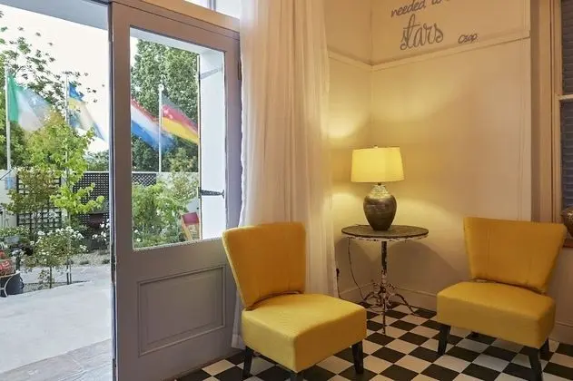 Yellow Aloe Guesthouse - İç Mekan