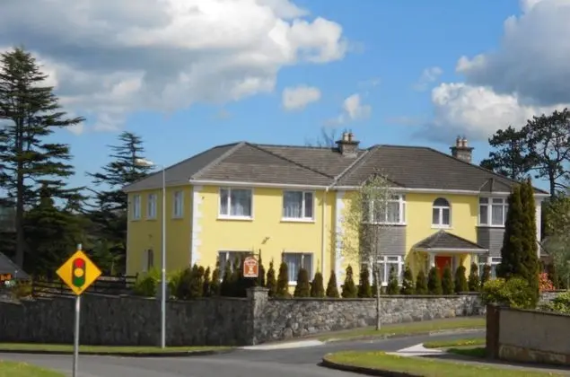 The Yellow House B&B