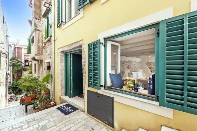 Yellow House Rovinj - Deluxe Studio - Oda