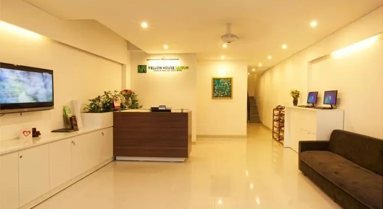 Yellow House Saigon Hotel - Lobi