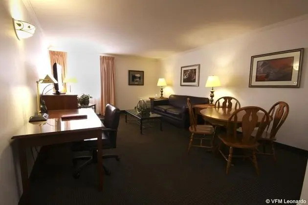 Yellowstone Pioneer Lodge - Havuz