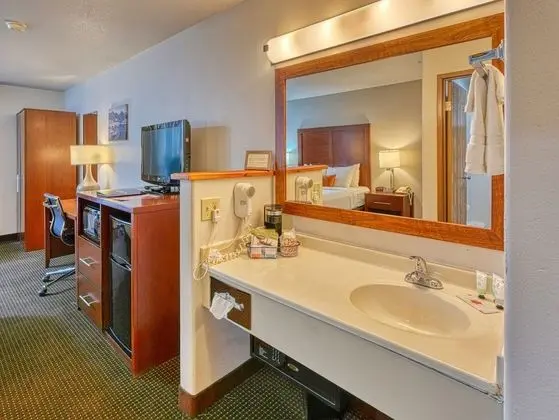 Yellowstone River Inn & Suites - Oda
