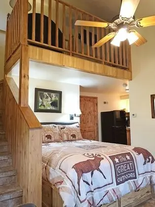 Yellowstone Riverside Cottages - İç Mekan