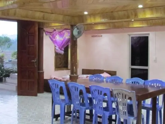 Yen Nhu Guesthouse - Hostel - Yerinde Yemek
