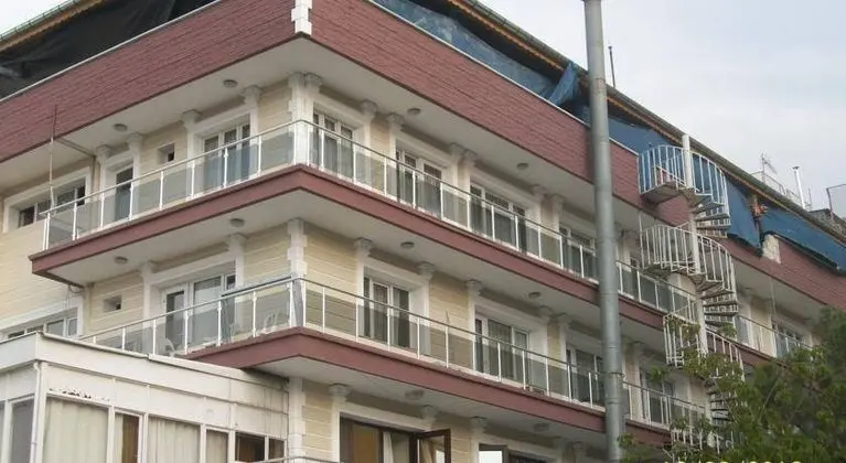 Yener Hotel