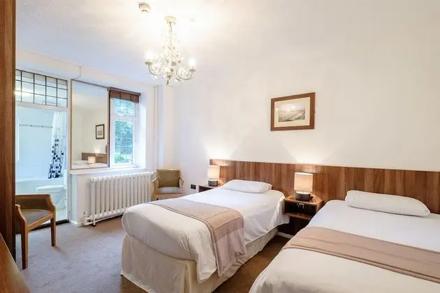 Yenton Hotel Bournemouth - Oda