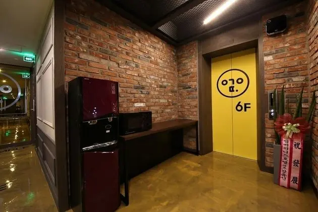 HOTEL Yeogiuhtte Gwangju Hanam - İç Mekan