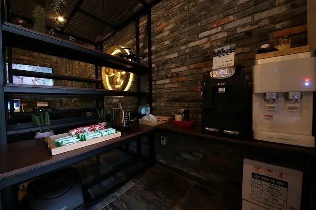 HOTEL Yeogiuhtte Gwangju Hanam - Yerinde Yemek