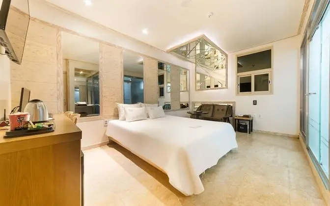 Yeoju Drive In Motel Dream