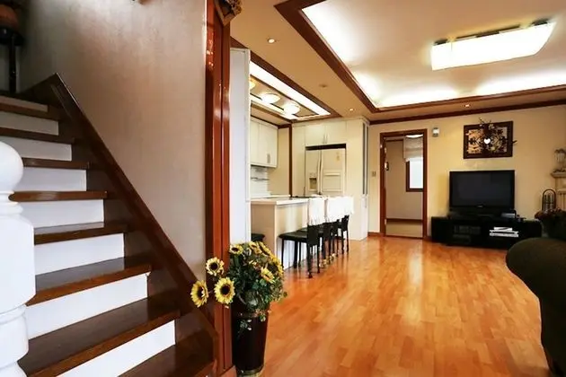 Yeoju White House Pension