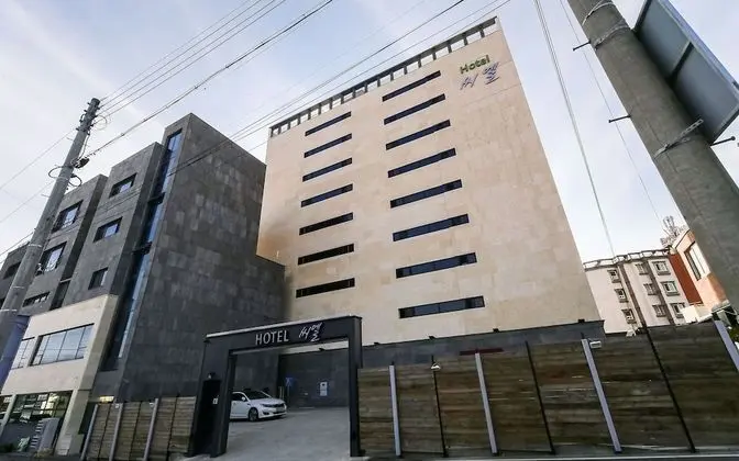 Yeongcheon CL Hotel