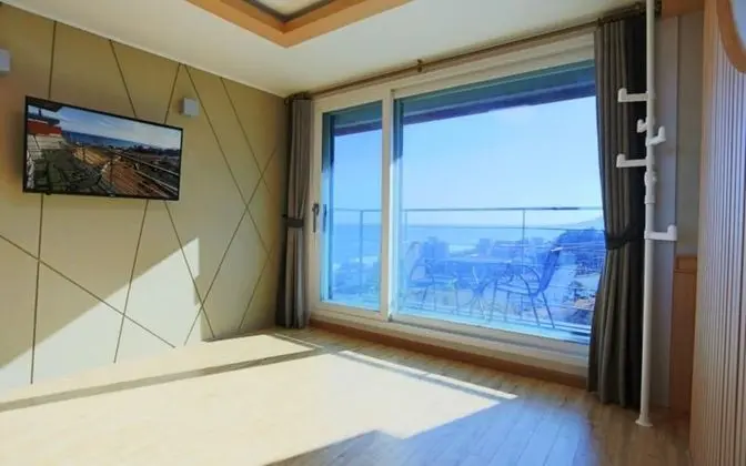 Yeongdeok Blue Road Town Pension - Oda