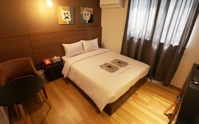Yeongdeungpo Free Hotel - Oda