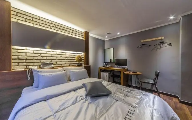 Yeongdeungpo Hotel Yolo - 1