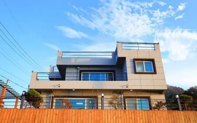 Yeosu Baekya Sea Pension