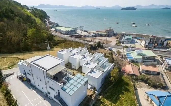 Yeosu Calma Pool Villa