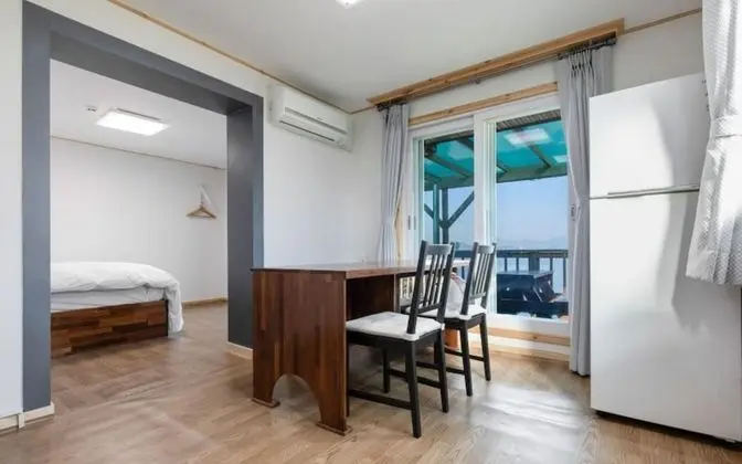 Yeosu Geumodo Geumpa Pension