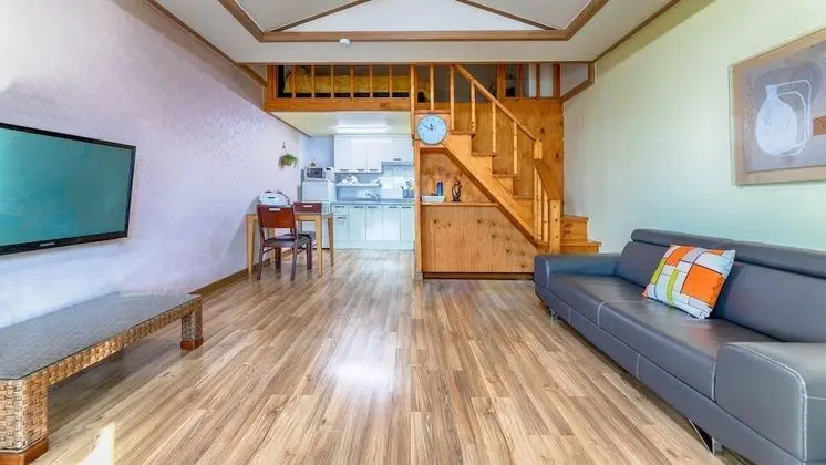 Yeosu Greenhouse Pension