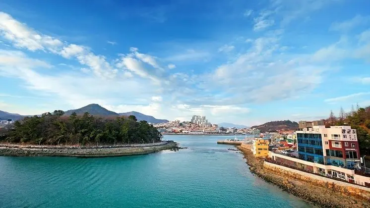 Yeosu Janggun Island Pension