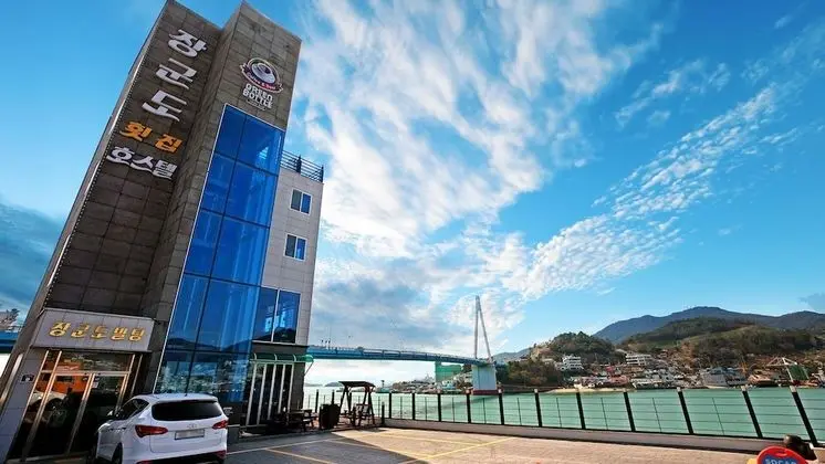 Yeosu Janggun Island Pension