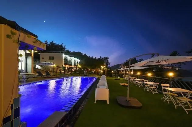 Yeosu Tivoli Pension