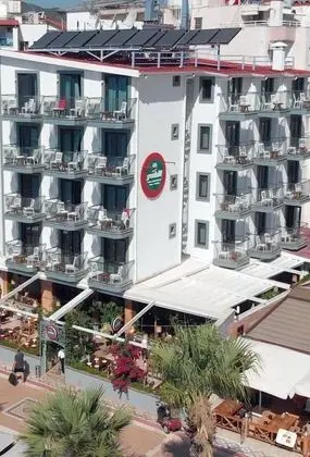 Yeshill Beach Hotel - Plaj