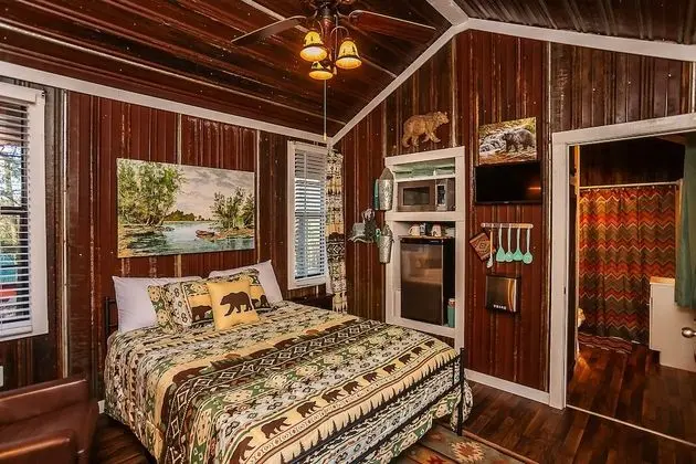 Yeti Cabin