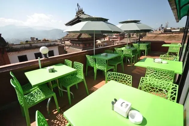 The Yeti Guest House - Yerinde Yemek