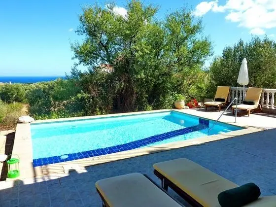 Villa-yianna Cool Interior and Tranquil Exterior - Oda