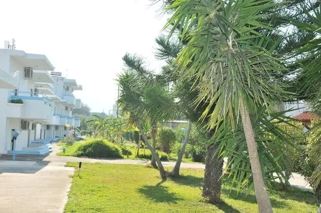 Yiannis Yard Studios & Apartments - Dış Mekan