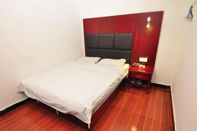 Yimi Hotel Sanyuanli Metro Station - Oda