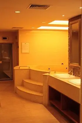 Yinchuan Vintage Hill Hotels & Resorts - Havuz
