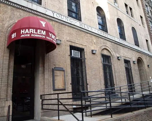 YMCA Harlem - Shared Bathroom