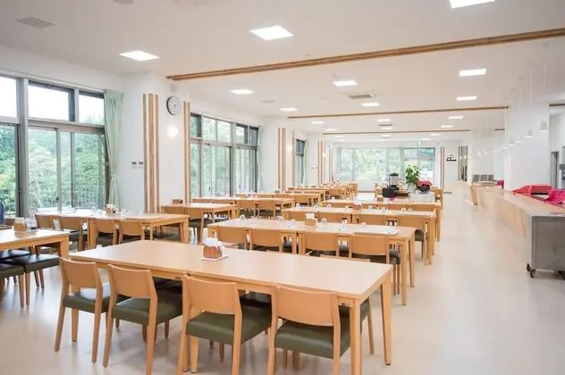 YMCA International Youth Center TOZANSO - Yerinde Yemek